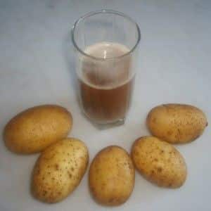 Trattare lo stomaco con succo di patate