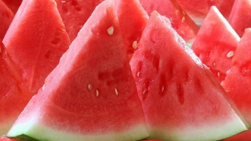 Går det att äta rosa vattenmelon och varför är det så?