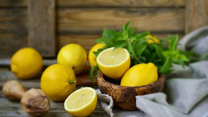 Nyttiga egenskaper hos en medicinsk blandning baserad på honung, citron och rotselleri