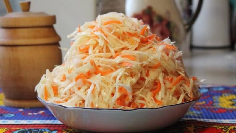 How to properly cook sauerkraut without salt