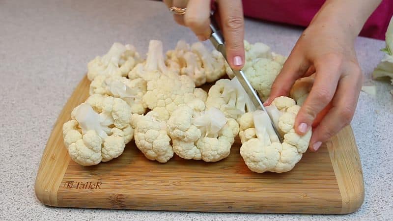 Cómo preparar coliflor coreana para el invierno: una receta clásica y sus variaciones