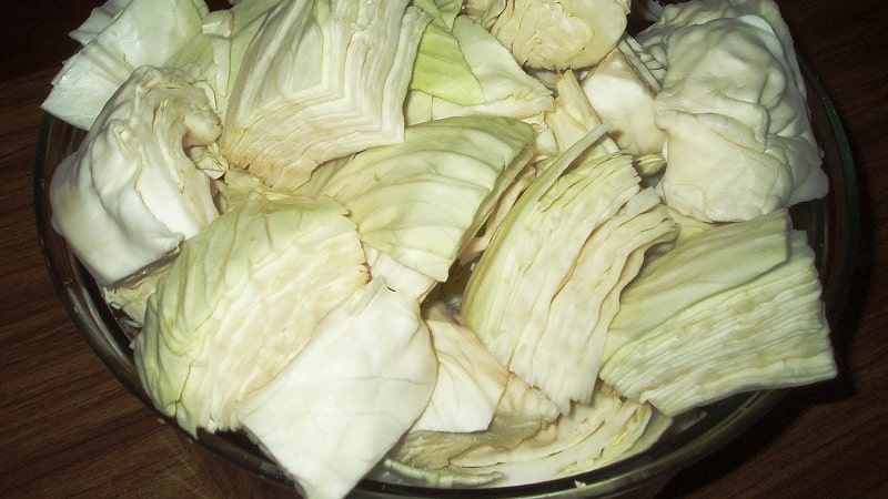 What to do with frozen cabbage and can it be salted?