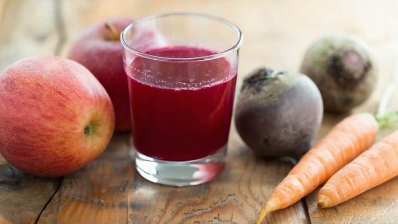 Como fazer suco de cenoura e maçã delicioso e saudável