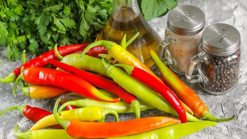 How to deliciously prepare Tsitsak pepper for the winter: the best recipes and recommendations from experienced housewives