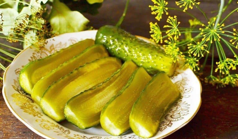 Delicious crispy lightly salted cucumbers for the winter: recipes without sterilization for 1 liter