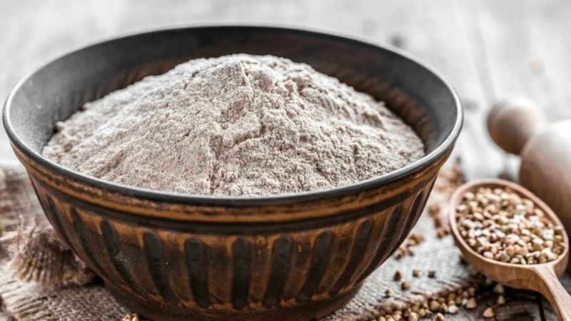 What are the benefits of ground buckwheat with kefir and how to use it correctly for weight loss and cleansing?