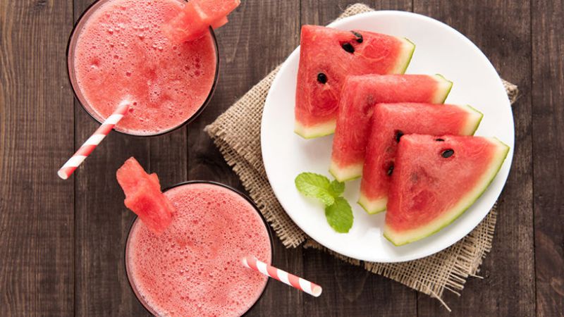 Compatibility of watermelon with milk and other products