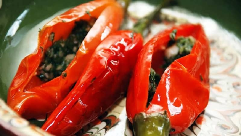 Hot peppers for the winter are to die for: recipes with photos and step-by-step cooking instructions