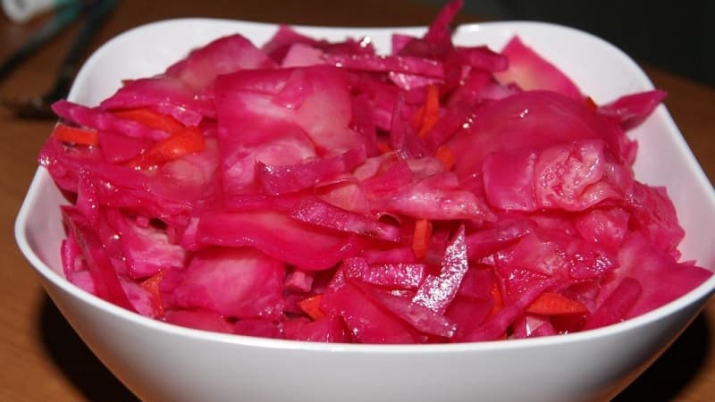 How to pickle spicy cabbage for the winter: popular recipes and useful recommendations