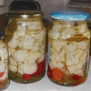 Recetas de deliciosa coliflor en escabeche crujiente para el invierno