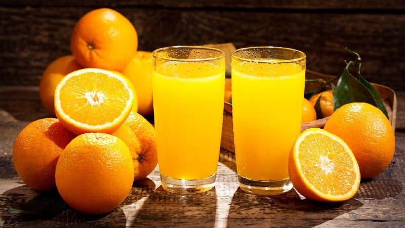 Er det muligt at drikke appelsinjuice på tom mave: fordelene og skaderne ved friskpresset citrus