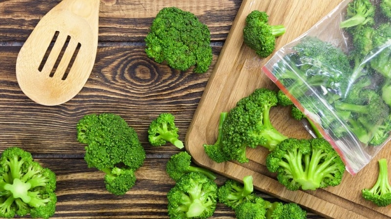 Composition, benefits and harms of broccoli