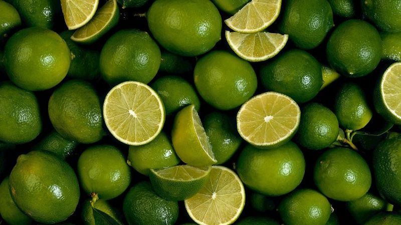 Lime: composition and beneficial properties of the fruit, application features