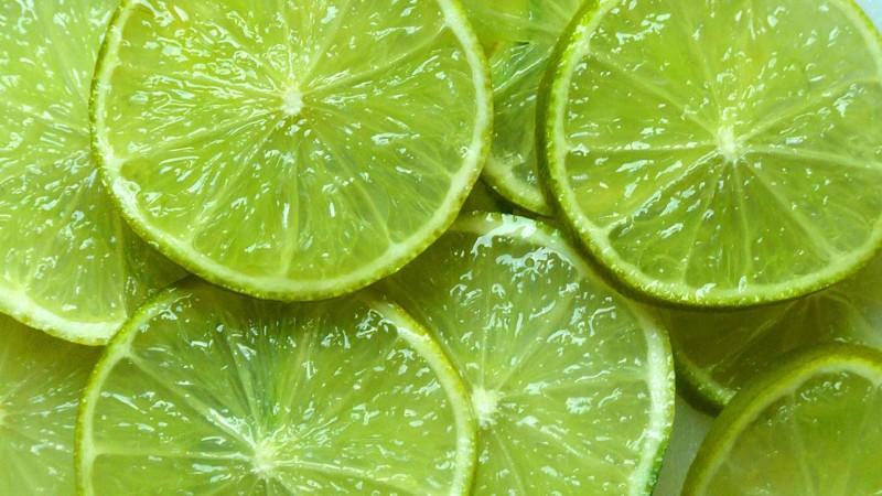 Lime: composition and beneficial properties of the fruit, application features