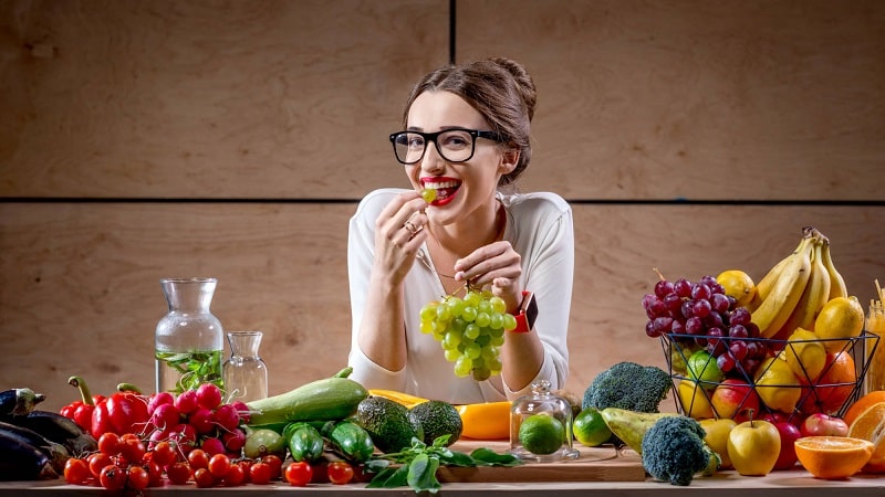 On combat le surpoids sans mourir de faim : est-il possible de manger du raisin en maigrissant ?