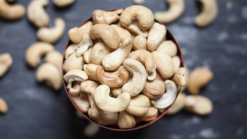 Cashewnüsse – Nutzen und Schaden für Frauen