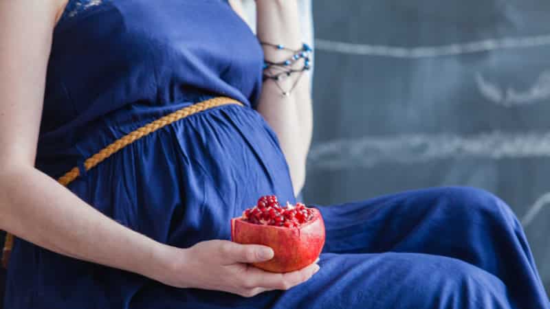 Granatäpple - konsumtionshastigheter per dag, kan det ätas med frön?