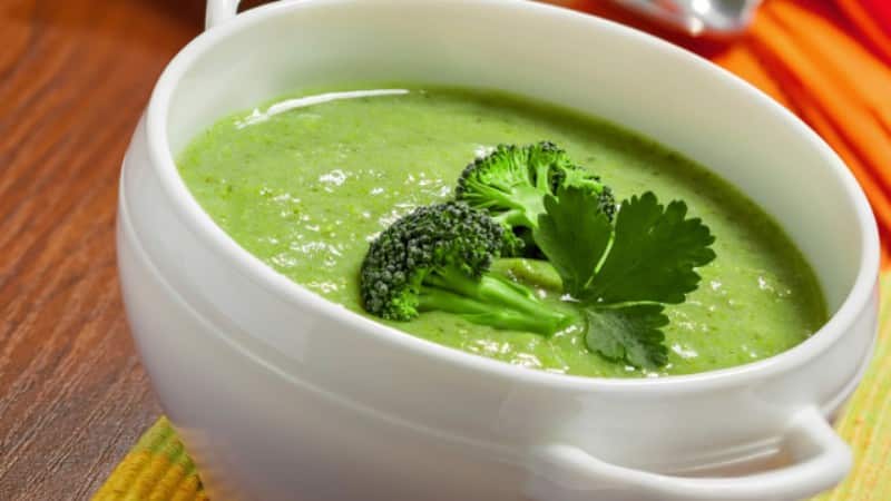 È possibile mangiare broccoli durante la gravidanza, in quale forma e quantità?