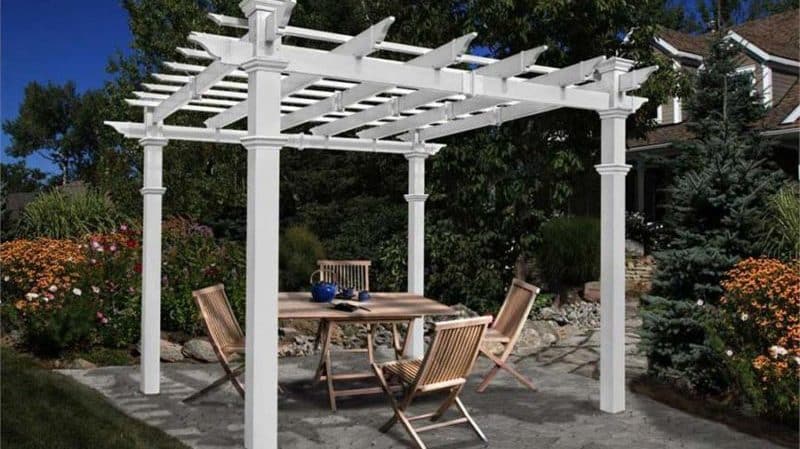 Hoe je met je eigen handen een pergola voor druiven maakt