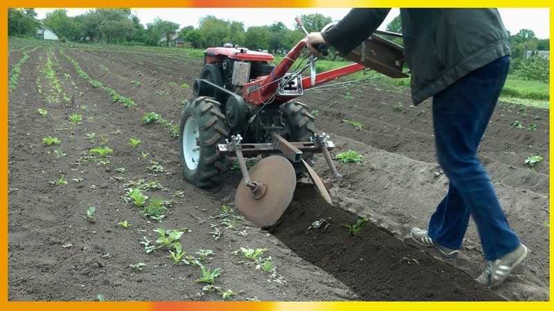 Come realizzare un rincalzatore di patate per un trattore con guida da terra con le tue mani