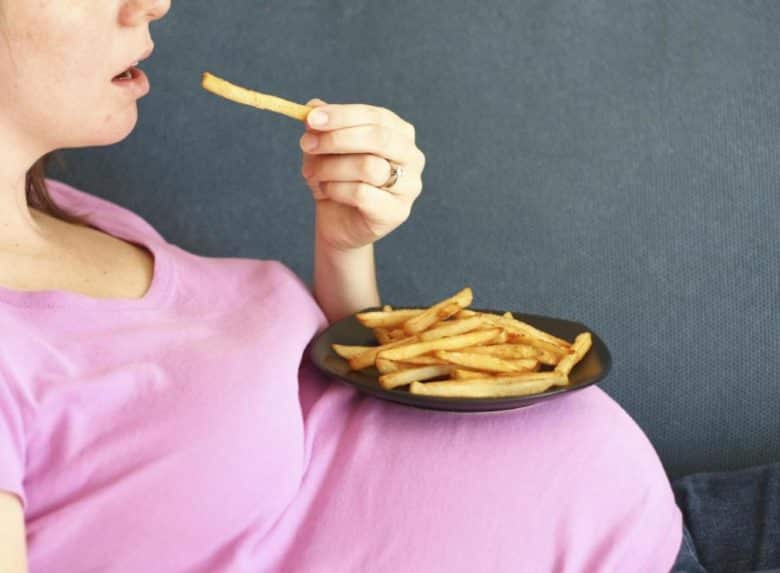 Perché hai voglia di patate durante la gravidanza ed è possibile mangiarle?