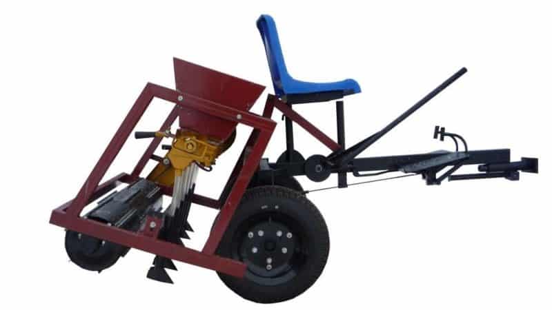 What is a corn seeder: operating principle, review of the best models and instructions for making it yourself