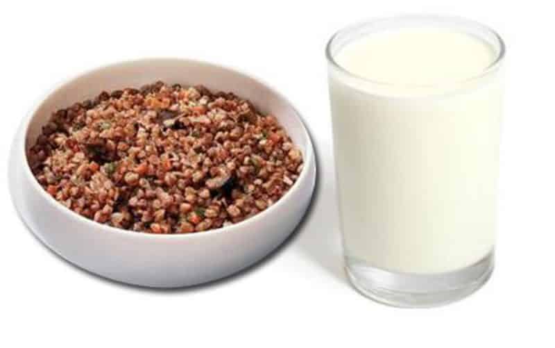 Có bao nhiêu kcal trong kiều mạch thô với kefir? Hàm lượng calo của cháo luộc với kefir