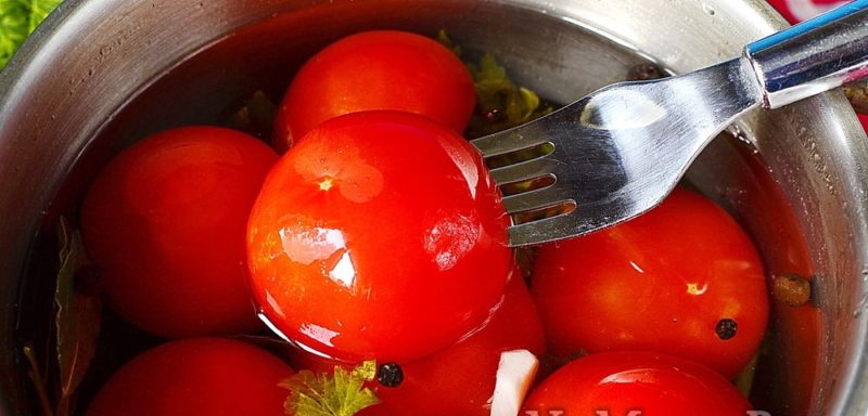 Come cucinare i pomodori in salamoia a casa: le 10 migliori ricette e consigli di casalinghe esperte