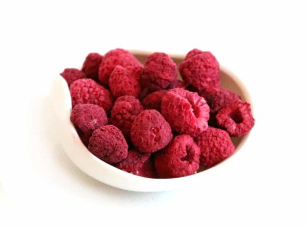 What are freeze-dried raspberries and why are they needed?