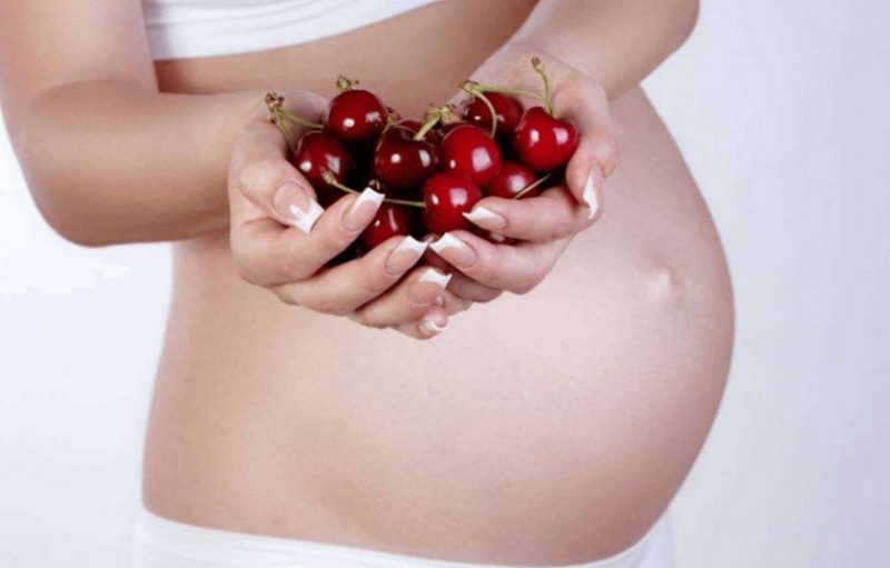 Is it possible to eat cherries during pregnancy and how are they beneficial for the expectant mother and baby?